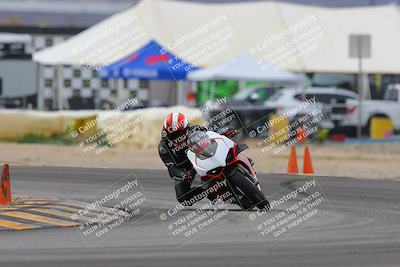 media/Jan-15-2023-SoCal Trackdays (Sun) [[c1237a034a]]/Turn 2 Set 2 (1155am)/